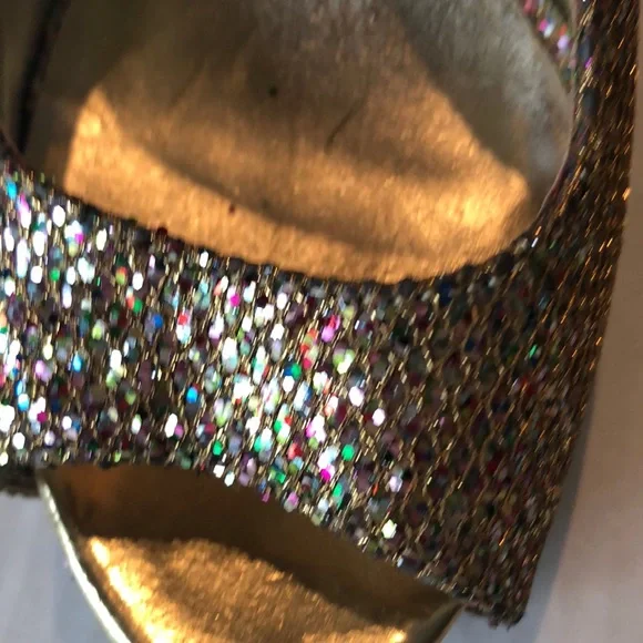 Madden Girl Shoes Heels Sparkly Gold Multi Colored SZ 8 - Picture 3 of 8
